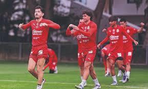 Chivas recibe a Bravos Juárez en el Estadio Akron