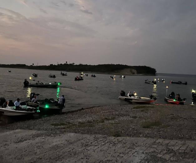 Decenas de pescadores se re&uacute;nen en Torneo de Pesca en Presa Marte R. G&oacute;mez