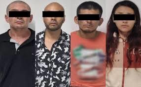 Asaltantes capturados tras robo en tienda de conveniencia