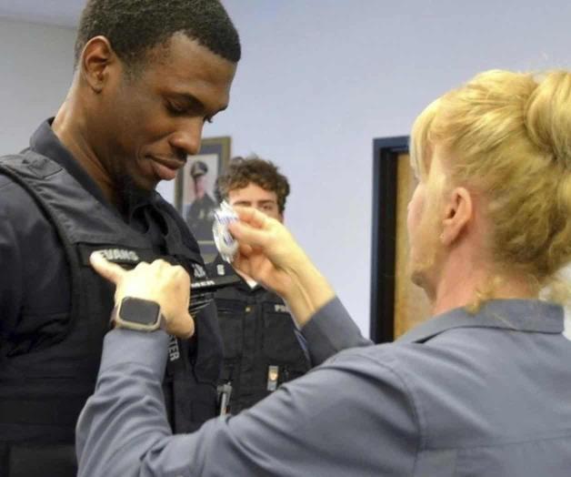 Arresto de policía en Maine por autoridades de inmigración