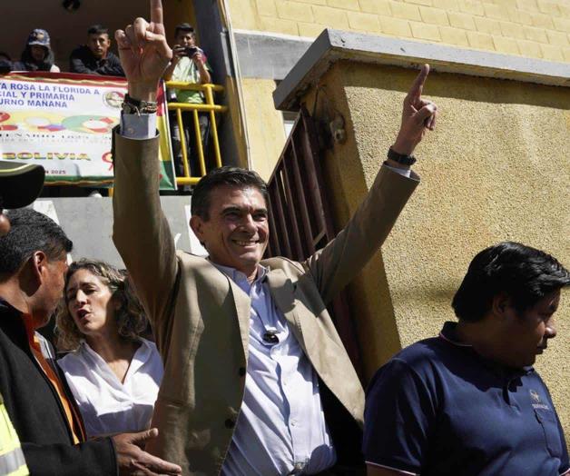 Rodrigo Paz lidera elecciones en Bolivia y se encamina a balotaje