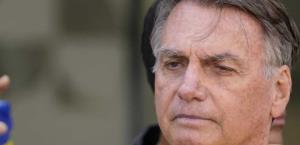 Investigación policial revela obstrucción de justicia de Bolsonaro y su hijo