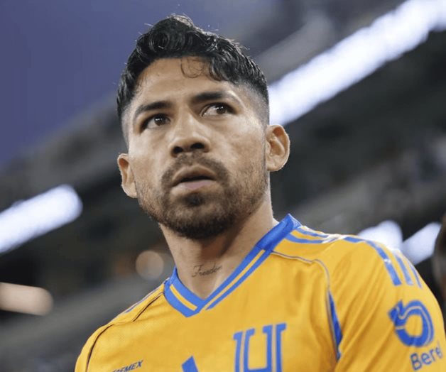 Javier Aquino se disculpa con la afici&oacute;n de Tigres tras caer ante Miami
