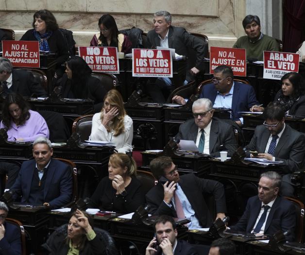 Rechaza Oposición el veto de Milei a ley de discapacitados