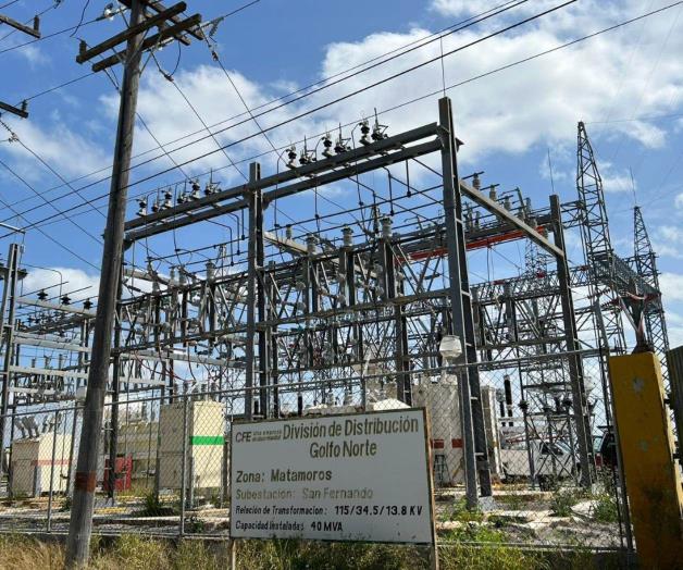 Cae servicio eléctrico; sin luz miles de usuarios en la zona norte Cae servicio eléctrico; sin luz miles de usuarios en la zona norte