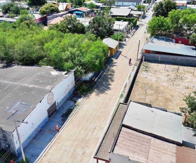 Avanzan trabajos de pavimentación Avanzan trabajos de pavimentación