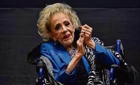 Desacuerdo familiar retrasa lectura del testamento de Silvia Pinal Desacuerdo familiar retrasa lectura del testamento de Silvia Pinal