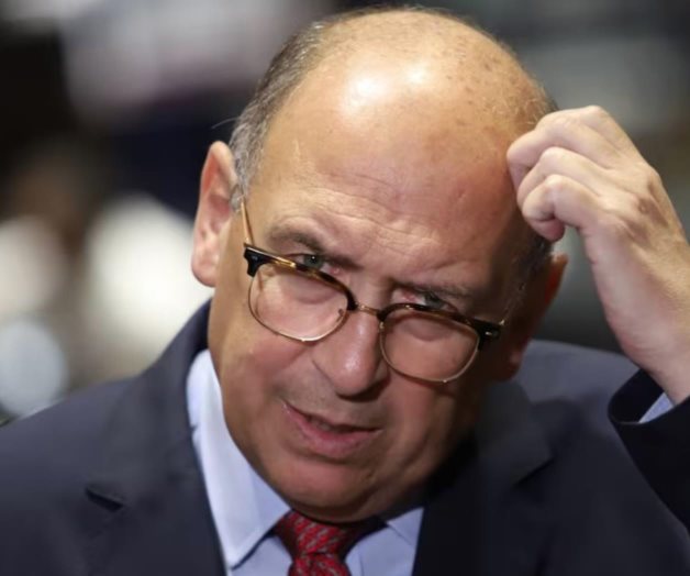 Rub&eacute;n Moreira propone reforma para embajadores de carrera en M&eacute;xico