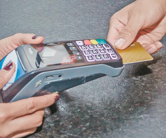 Buscan detonar ventas  de tienditas con tarjetas