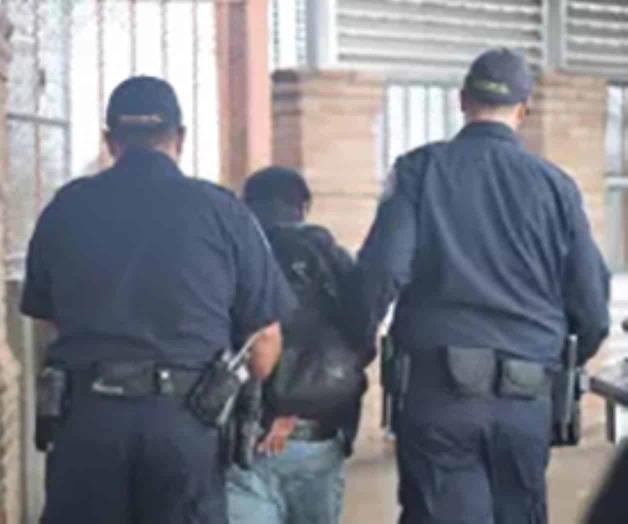 Arrestan a sujeto por presunto delito sexual Arrestan a sujeto por presunto delito sexual