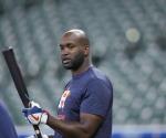 Yordan Álvarez regresa con los Astros después de tres meses y medio fuera por lesión
