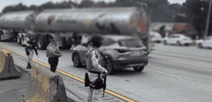 Manifestantes retiran bloqueo en autopista México-Querétaro