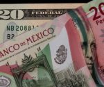 Dólar abre al alza en México por déficit comercial