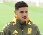 Anda Santos de Brasil tras Rómulo de Tigres