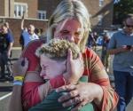 Tiroteo en escuela católica de Minneapolis deja 2 niños muertos y 17 personas heridas
