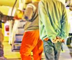 Reclutaban conductores para mover a migrantes