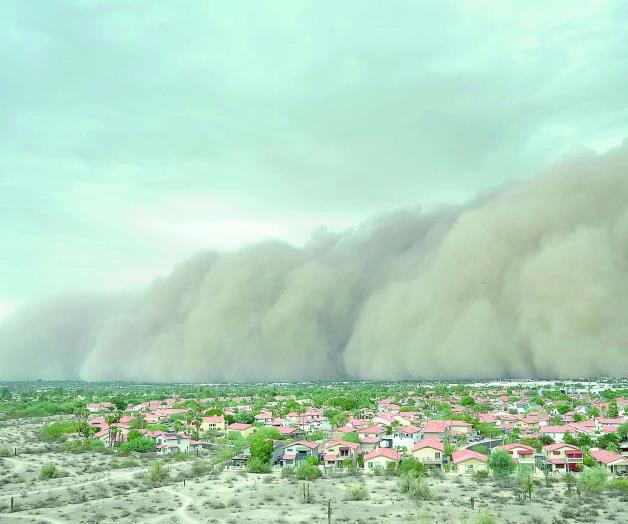 Imponente tormenta de arena golpea a Phoenix Imponente tormenta de arena golpea a Phoenix