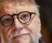 Del Toro casi pierde su colección de cine en un incendio; ahora se despide de parte de ella