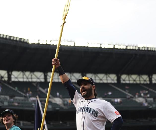 Suárez conecta un jonrón de 3 carreras y Marineros ganan Suárez conecta un jonrón de 3 carreras y Marineros ganan