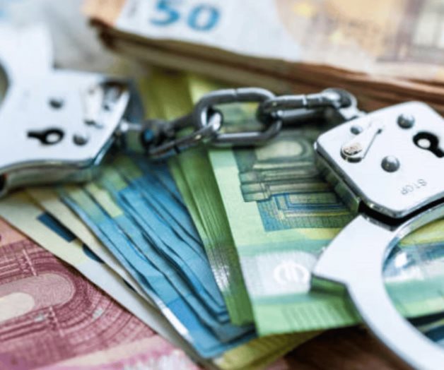 La UIF revisa reglas para prevenir el lavado de dinero en afores La UIF revisa reglas para prevenir el lavado de dinero en afores