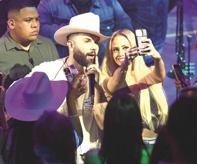 Carin León y Kacey Musgraves lanzan "lost in translation" Carin León y Kacey Musgraves lanzan "lost in translation"