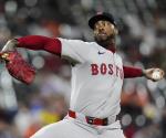 Logran acuerdo Medias Rojas y Aroldis Chapman
