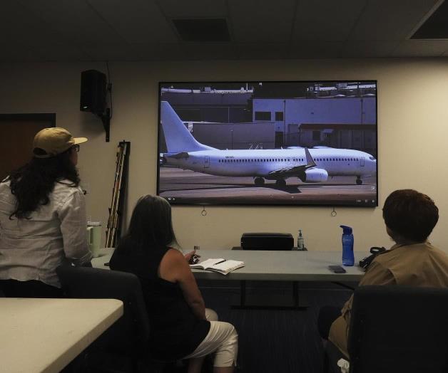 Vuelos de deportación alcanzan niveles récord Vuelos de deportación alcanzan niveles récord