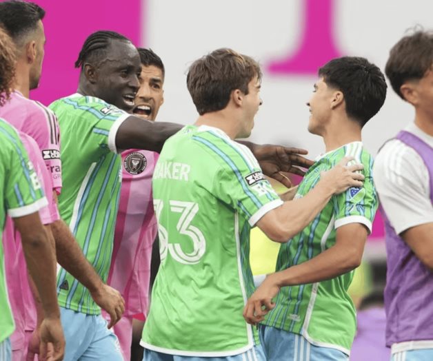 Obed Vargas recibió un puñetazo por parte de Sergio Busquets Obed Vargas recibió un puñetazo por parte de Sergio Busquets