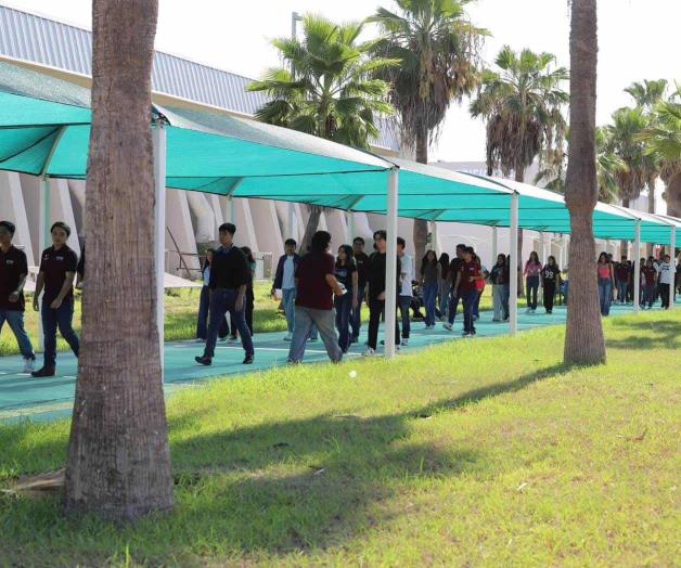 Dan bienvenida a nuevos universitarios de la UTT