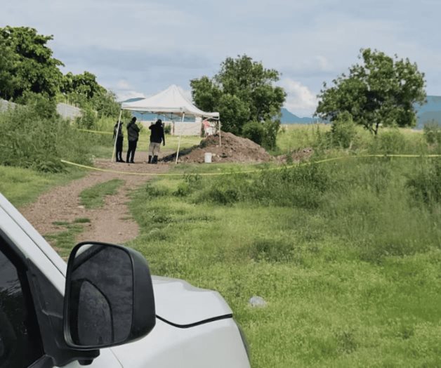 Hallan 2 fosas clandestinas en Culiacán Hallan 2 fosas clandestinas en Culiacán