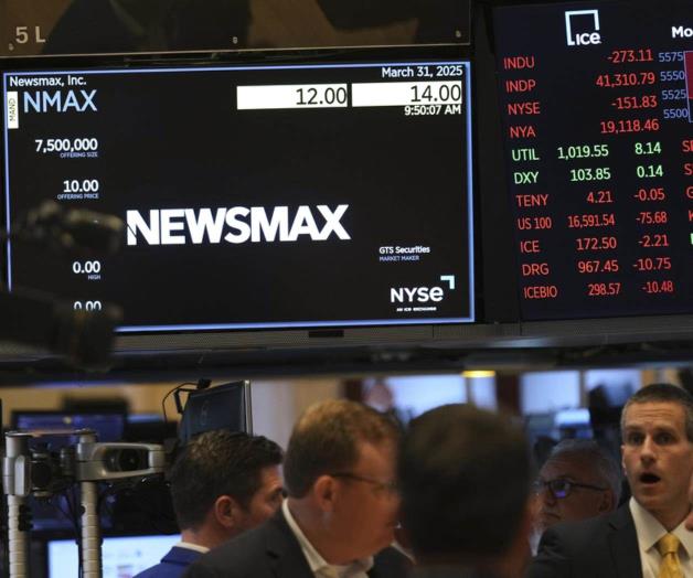 La cadena conservadora Newsmax presenta demanda antimonopolio contra Fox News La cadena conservadora Newsmax presenta demanda antimonopolio contra Fox News