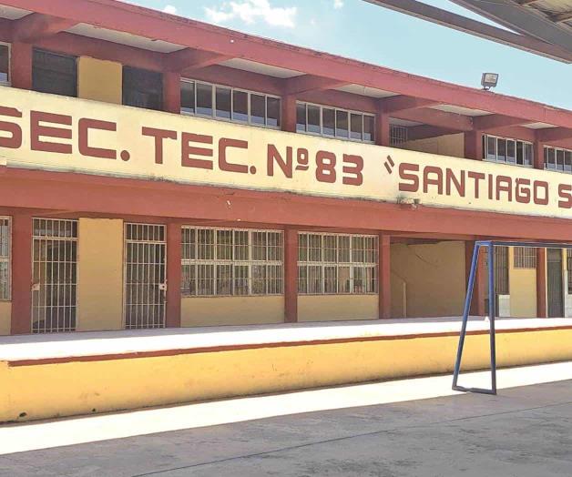 Disminuye deserción escolar en la EST 83 Disminuye deserción escolar en la EST 83