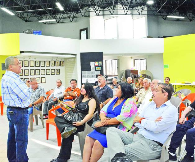 Ofrecen importante taller Ofrecen importante taller