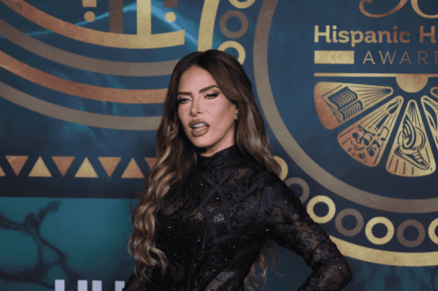 Gloria Trevi recibe premio Herencia Hispana con un nuevo rostro Gloria Trevi recibe premio Herencia Hispana con un nuevo rostro