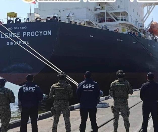 Cae Vicealmirante por huachicol; red de complicidades