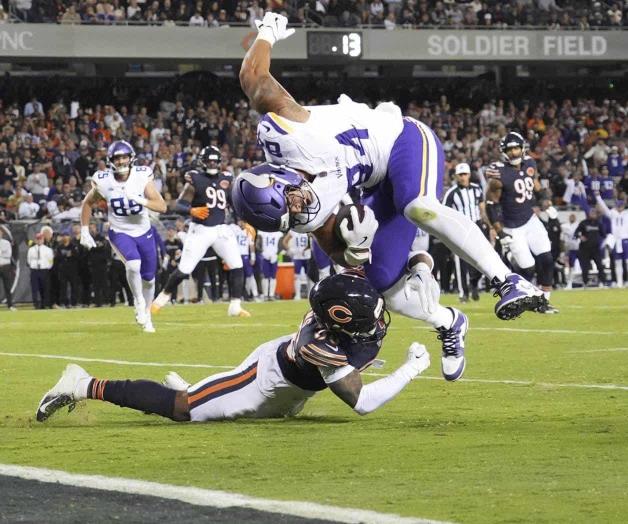 Le pegan Vikingos a Osos en Chicago Le pegan Vikingos a Osos en Chicago