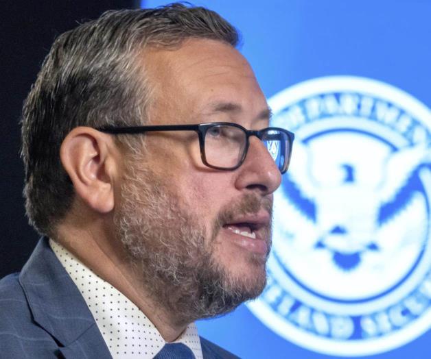 Alto funcionario de inmigración de EEUU defiende norma contra opiniones antiestadounidenses Alto funcionario de inmigración de EEUU defiende norma contra opiniones antiestadounidenses