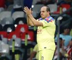 Cuauhtémoc Blanco insta a Chicharito a considerar su retirada