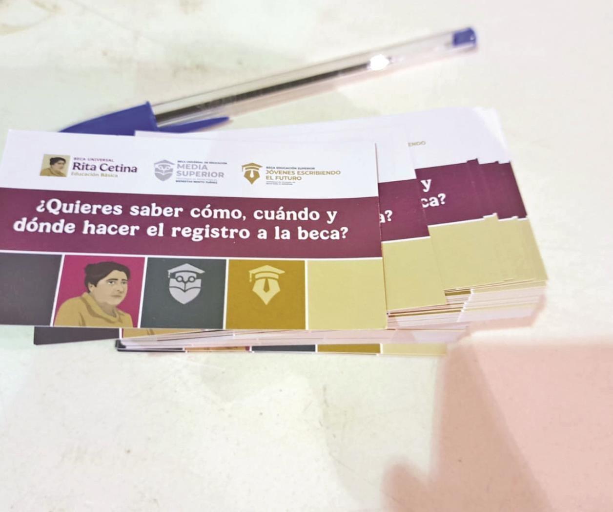 Alerta por fraude en las becas de Bienestar