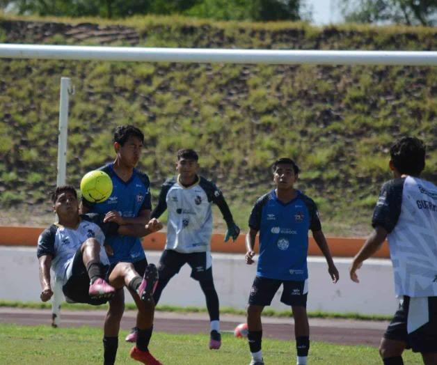 Guerreros, otra vez vestidos y alborotados