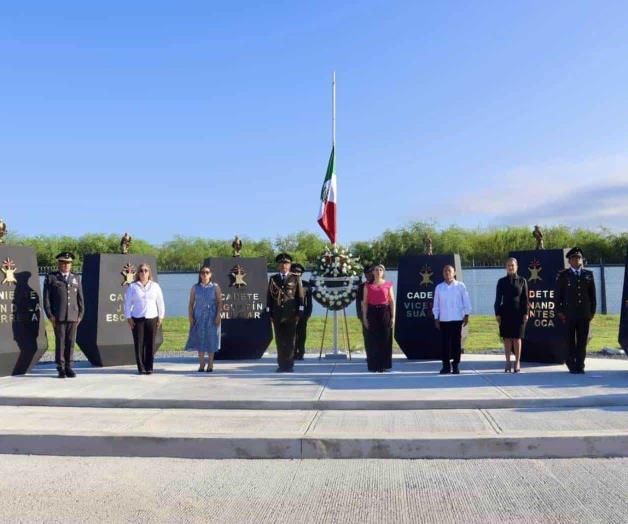 Festejan a los Niños Héroes Festejan a los Niños Héroes