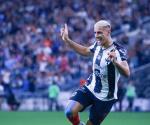 Rayados es líder tras derrotar a Gallos