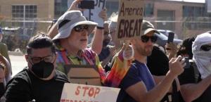 Aumenta la presencia de agentes de inmigración en Chicago, denuncian activistas