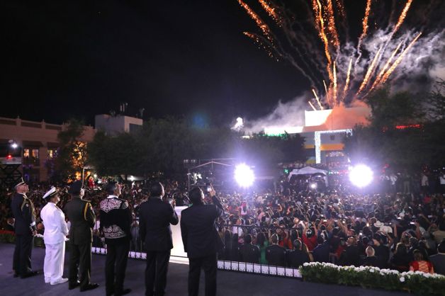 Américo Villarreal encabeza el Grito de Independencia en Ciudad Victoria Américo Villarreal encabeza el Grito de Independencia en Ciudad Victoria