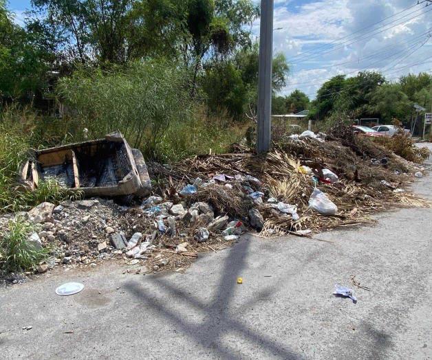 Es tiradero de cacharros un terreno abandonado Es tiradero de cacharros un terreno abandonado