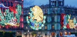 Acuden al Zócalo 280mil personas a primer grito de Sheinbaum