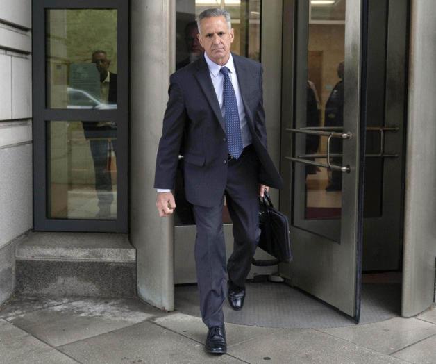 Almirante retirado de Marina de EEUU es condenado a 6 años en prisión por corrupción Almirante retirado de Marina de EEUU es condenado a 6 años en prisión por corrupción