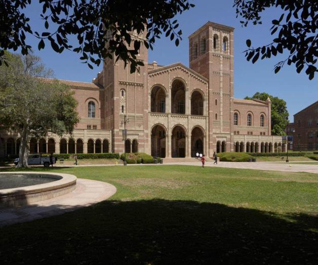 Estudiantes, profesores y personal de Universidad de California demandan a gobierno de Trump Estudiantes, profesores y personal de Universidad de California demandan a gobierno de Trump