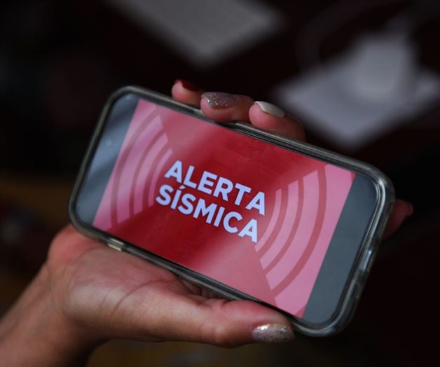 Simulacro Nacional 2025: Ciudadanos se unen ante alerta sísmica en CDMX Simulacro Nacional 2025: Ciudadanos se unen ante alerta sísmica en CDMX