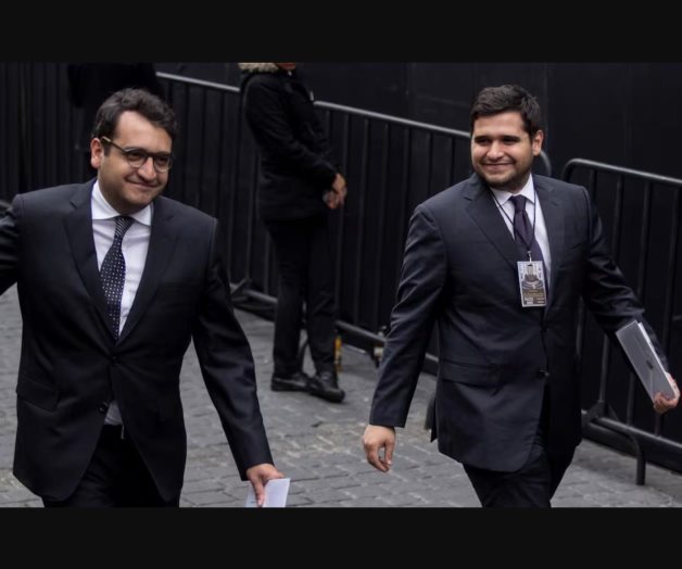 Arturo Zaldívar acusa golpe político contra hijos de AMLO Arturo Zaldívar acusa golpe político contra hijos de AMLO